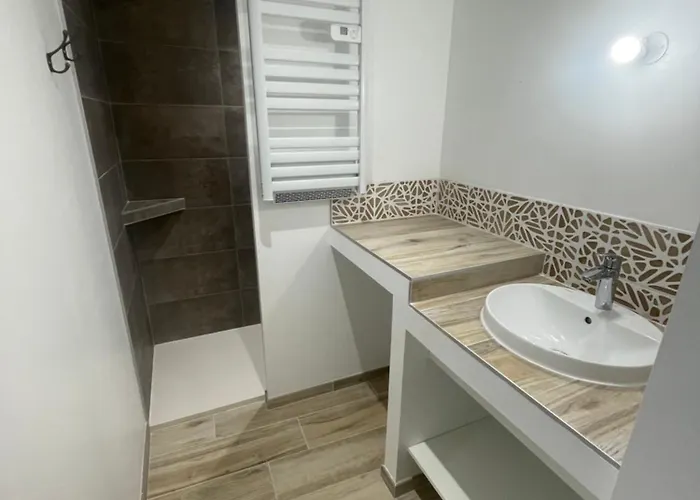 Holiday home Le Du Doux Refuge Esquay-sur-Seulles